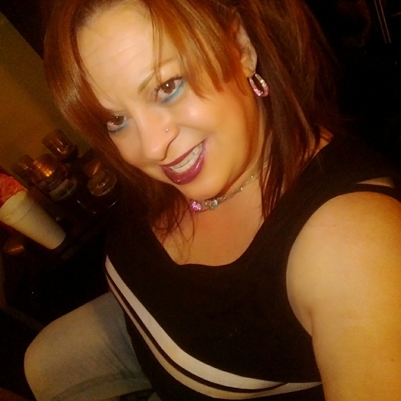 Meet your Posher, Melissa - Picture 6 of 6